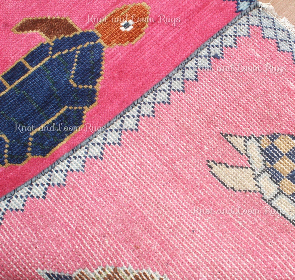 Hand-Knotted Wool Turtle Runner Rug – Custom Size Hot Pink Beach house Hallway Rug