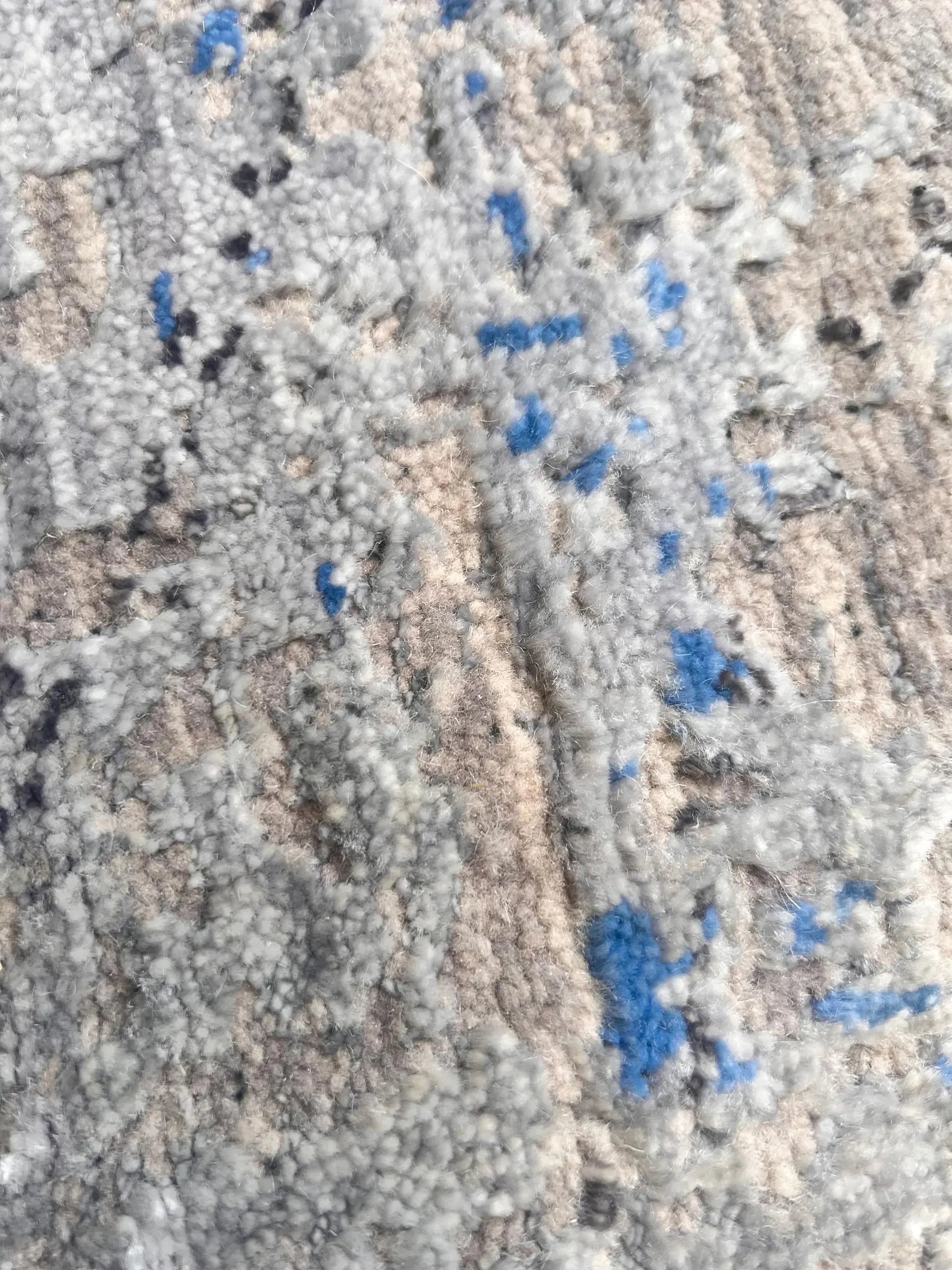 Luxury Abstract Round Rug - Hand-Knotted Wool & Silk Blend (6ft Round)