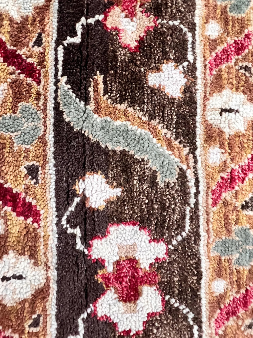 8x10 ft Traditional Floral Medallion Hand-Knotted Wool Rug - Crimson & Espresso