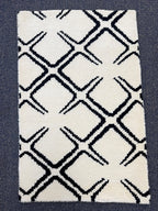 Beautiful Modern Ivory & Black Hand-Knotted Rug (2x3 ft) Plush Minimalist rug for entry way, underchair, accent luxury rug