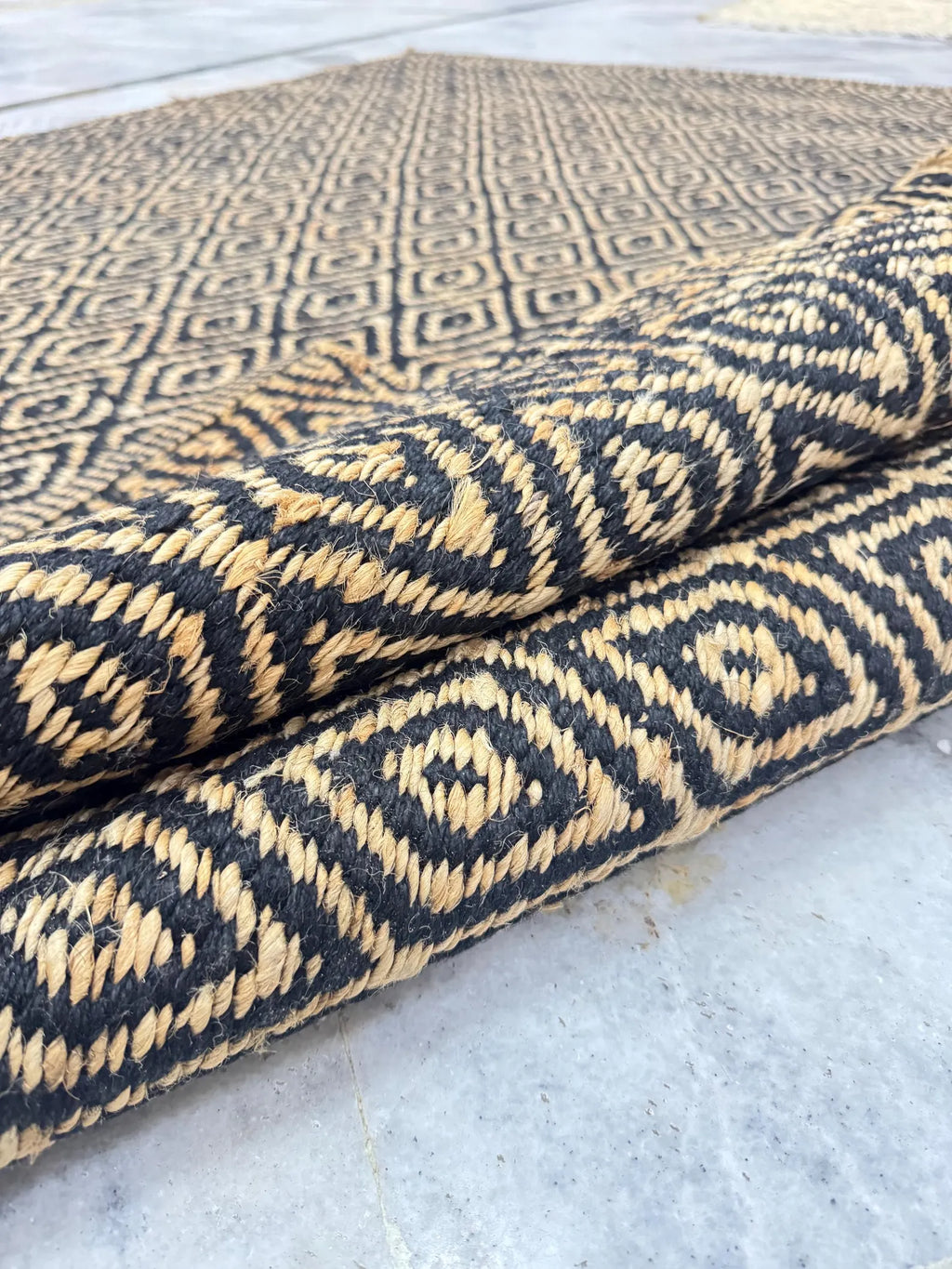 5x8 Natural Jute Diamond Pattern Area Rug