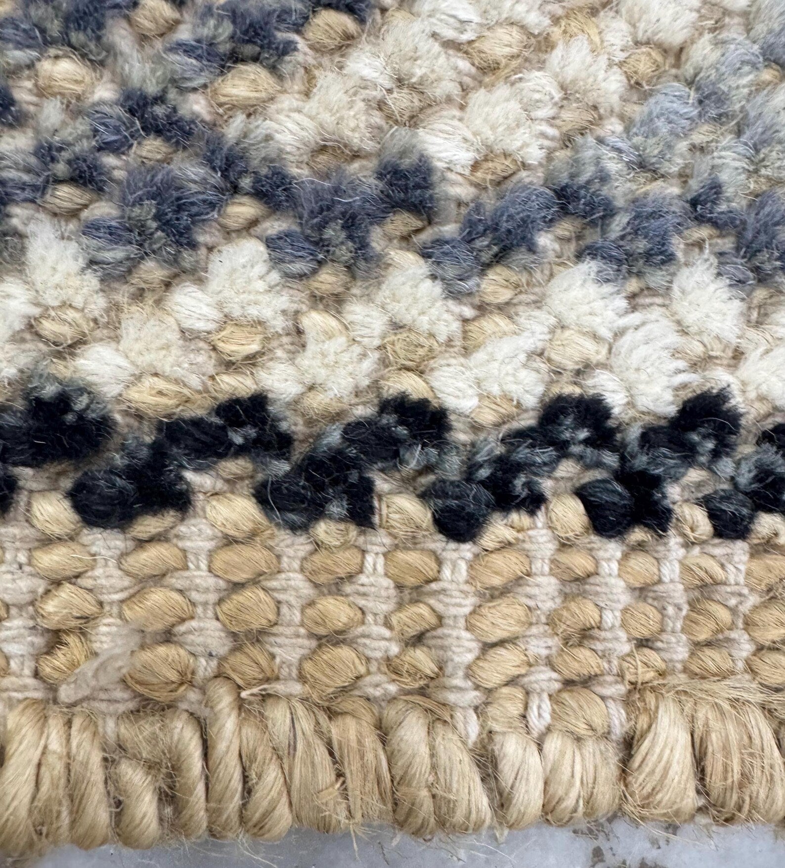 Handwoven Wool Jute Rug 3x5 brown & gray Diamond Geometric Area Rug