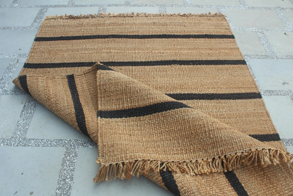 Modern black Striped Jute Rug |6x8 ft Black & Natural Area Mat