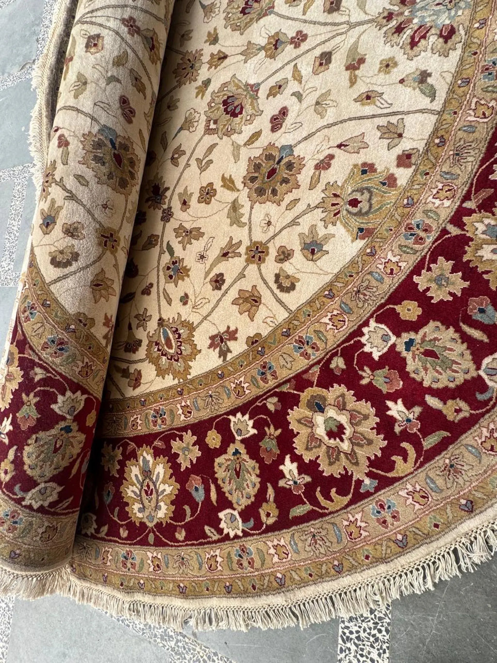 9ft Round Cream & Royal Burgundy Traditional Floral Oriental vintage Area Rug