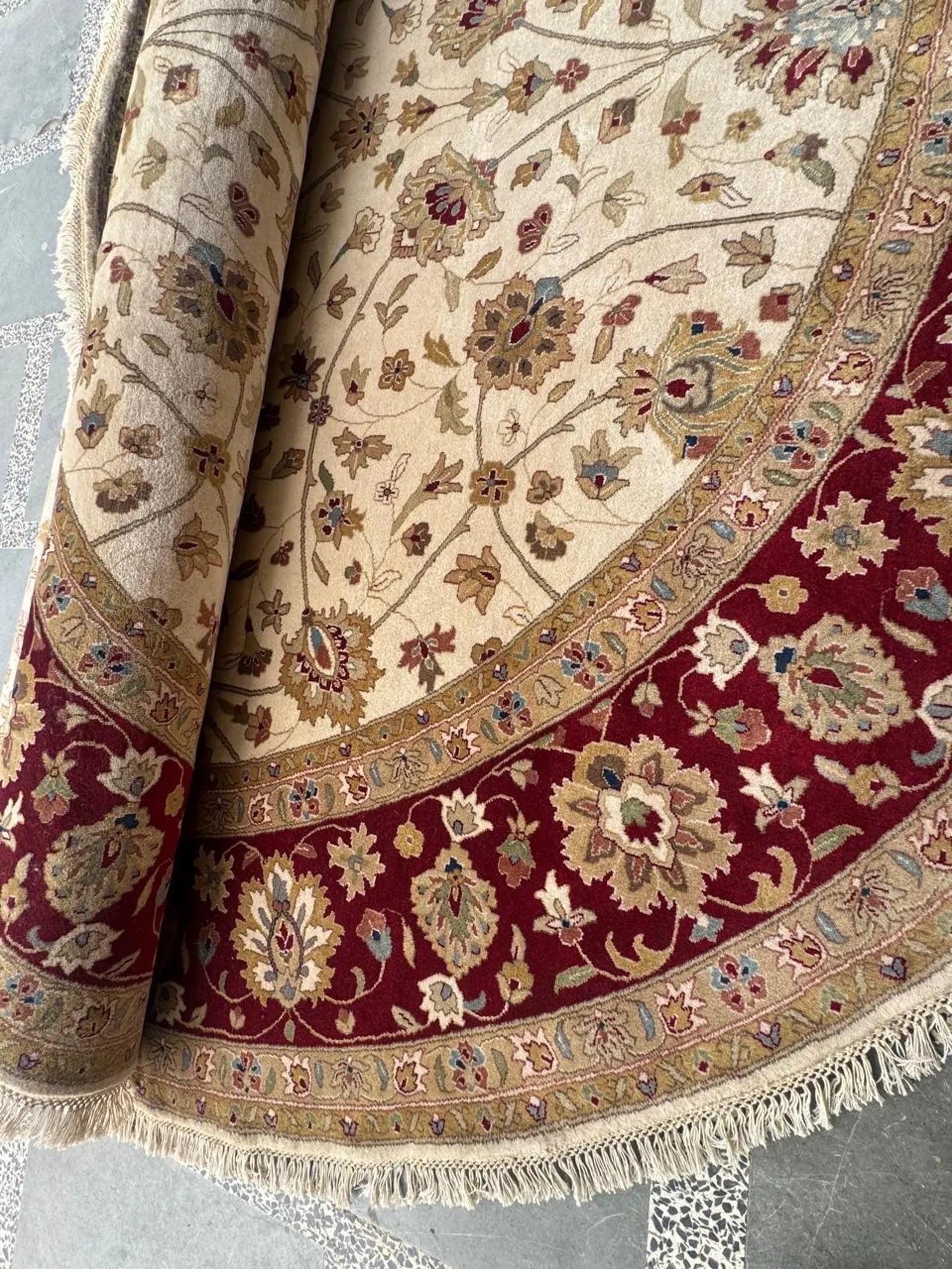 9ft Round Cream & Royal Burgundy Traditional Floral Oriental vintage Area Rug
