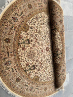 8 ft Vintage Floral Medallion Rug in Ivory & Camel
