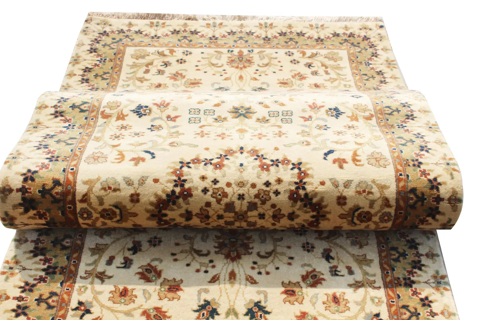 Luxurious Hand-Knotted 10 ft Wool Traditional Vintage Aesthetic Long Runner Rug for Entryway, hallway or Stairs