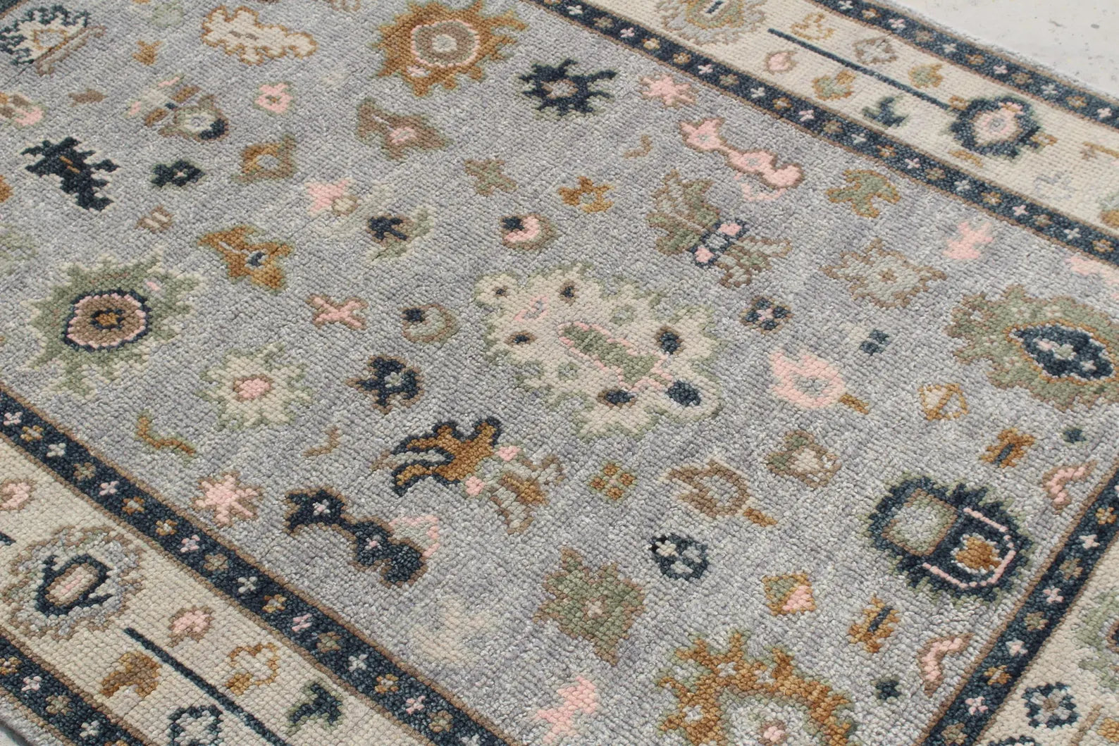 Gray Ivory Hand-Knotted Oushak Wool Rug, Modern Turkish Muted Pastel Area Rug