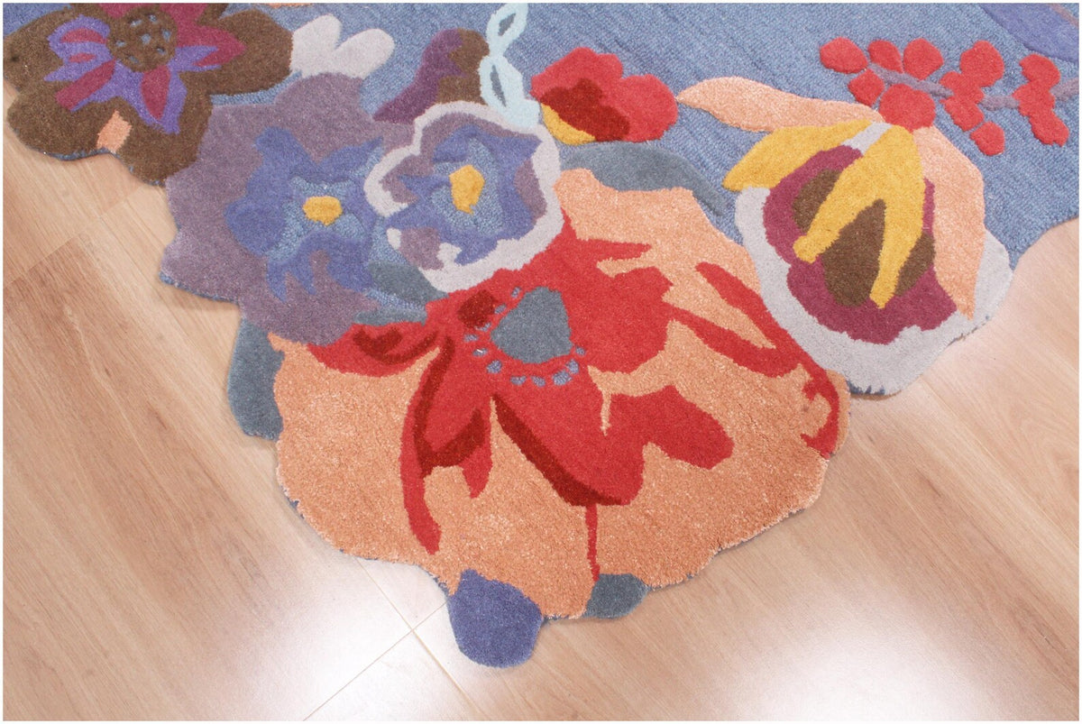 Custom Size Hand-Tufted Wool Floral Area Rug – Modern Botanical Accent Carpet with Scalloped Edge for Living Room & Bedroom