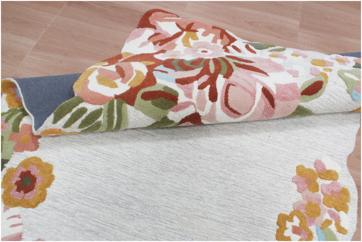 Custom Size Ivory Floral Hand-Tufted Wool Floral Area Rug – Modern Botanical Accent Carpet with Scalloped Edge for Living Room & Bedroom