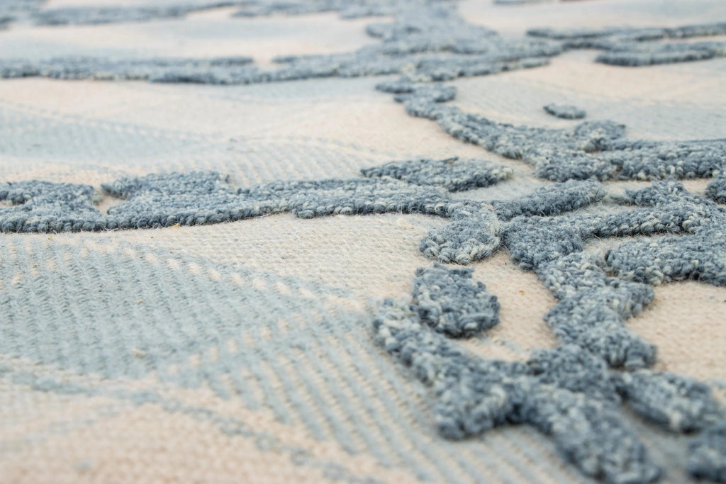 Coastal Gingham Hand-Tufted Rug | Blue & Cream High Low Textured Plaid Area Rug