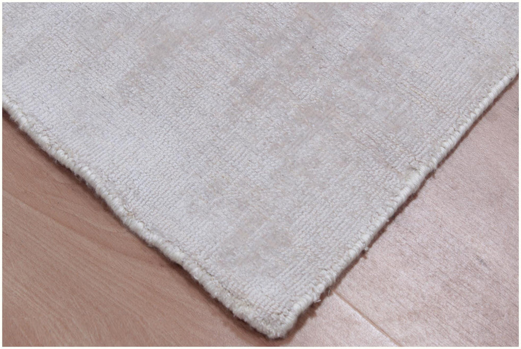 Modern Distressed Silver Handloom Rug | Wool & Bamboo Silk Blend