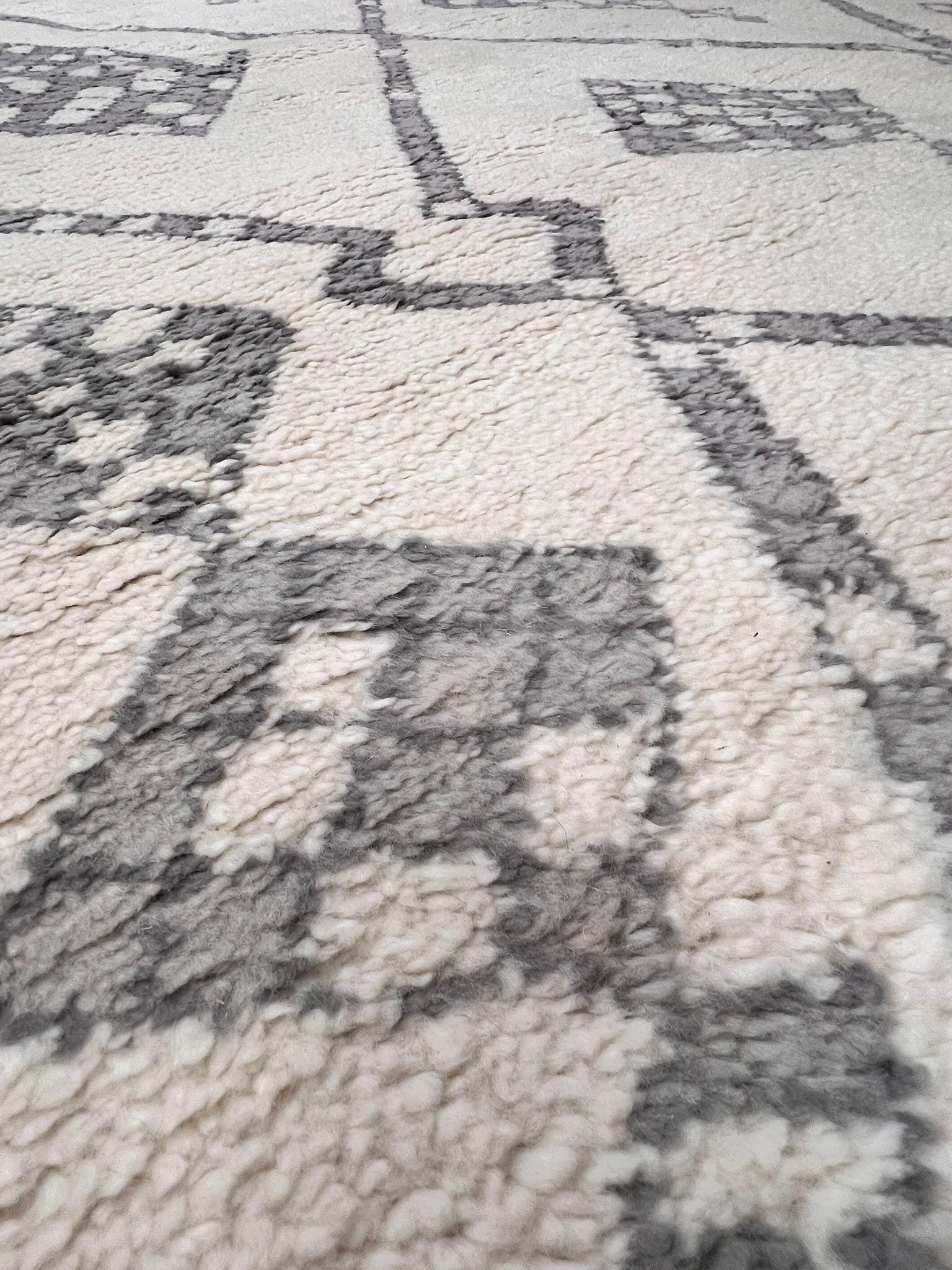 Ivory gray Moroccan rug geometric pattern handmade 8x10 rug for bedroom, living room, cozy reading room area rug
