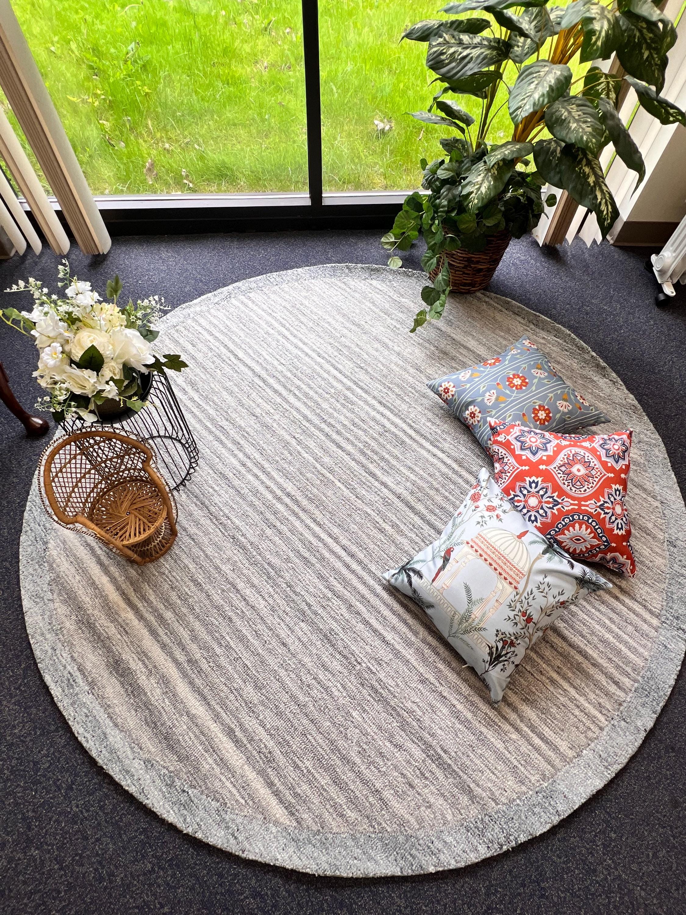 Handmade 6x6 8x8 round line pattern gray modern transitional hand tufted rug for living room, bedroom and dining area, study roomEntryway