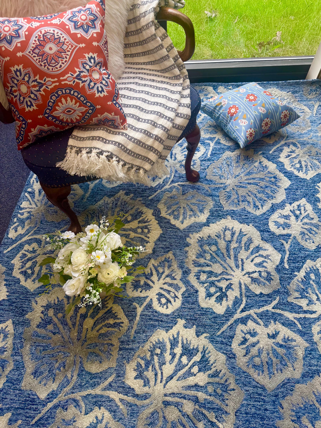 5X8 Hand Tufted Denim Blue Wool Rug, Floral Damask Design