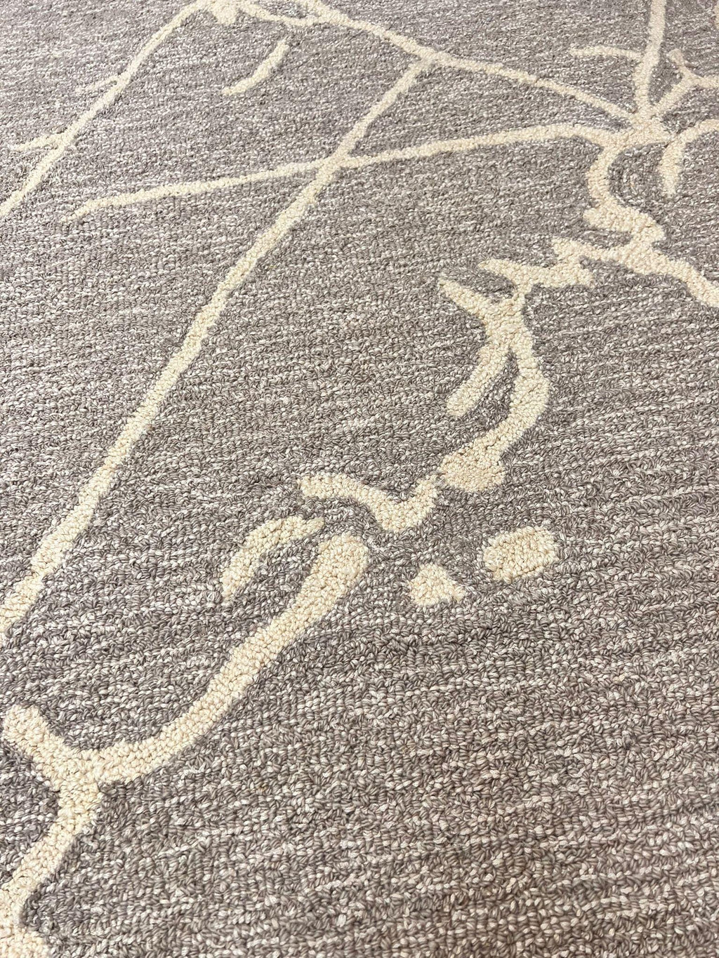 Beautiful Rust, Ivory, Gray modern handtufted 2.6x4 handmade rug for entry way, bedside, any cozy reading corners. perfect for small spaces