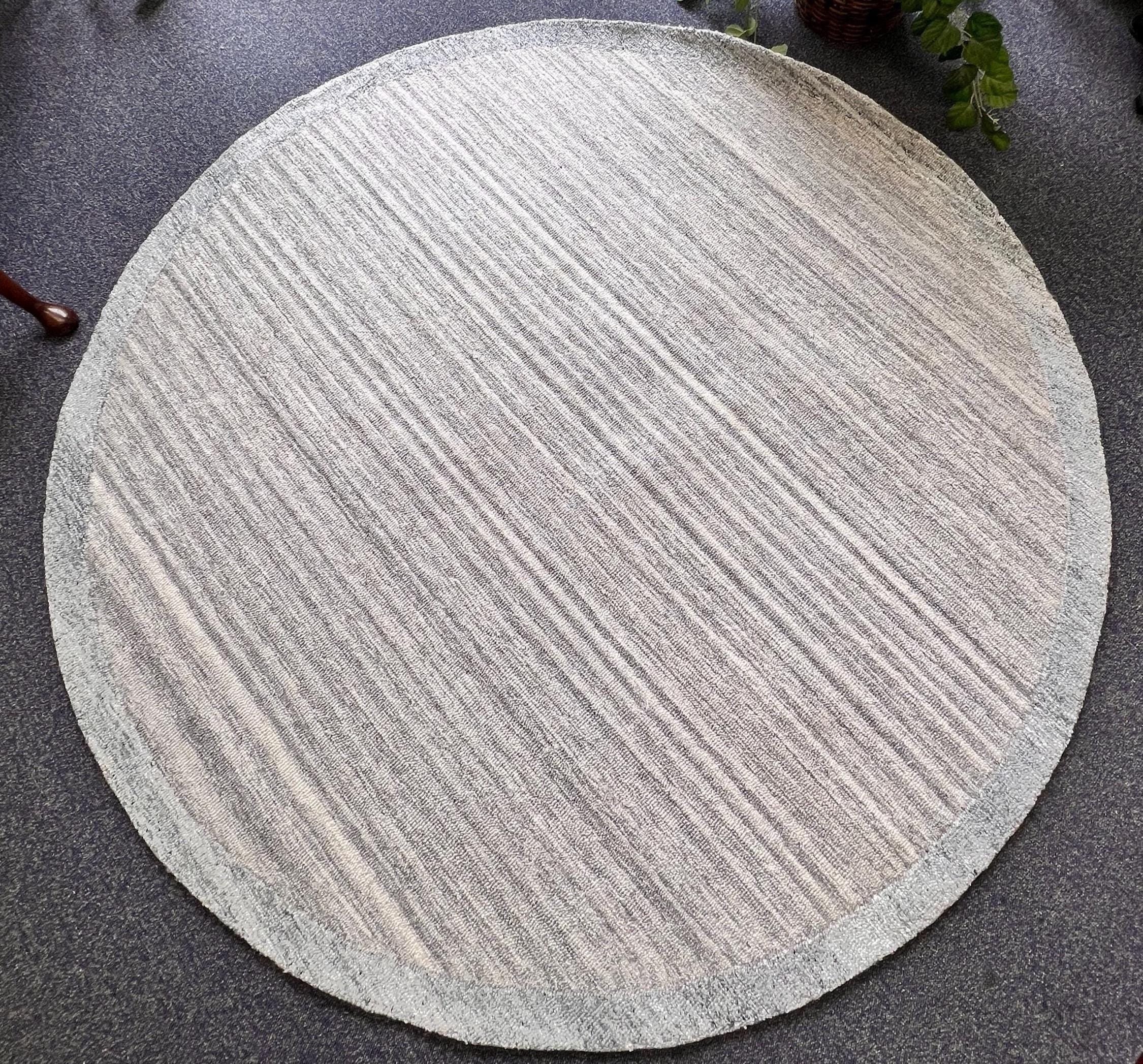 Handmade 6x6 8x8 round line pattern gray modern transitional hand tufted rug for living room, bedroom and dining area, study roomEntryway