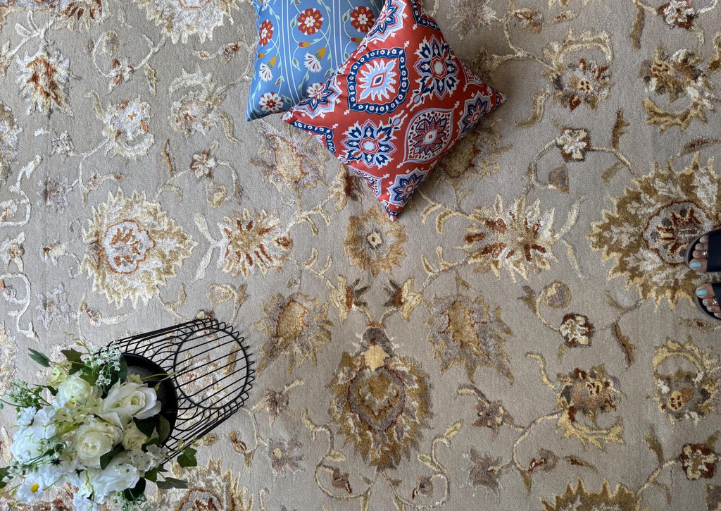 5x8 ft Elegant Traditional Hand-Tufted Wool & Silk Rug | Cream & Terracotta