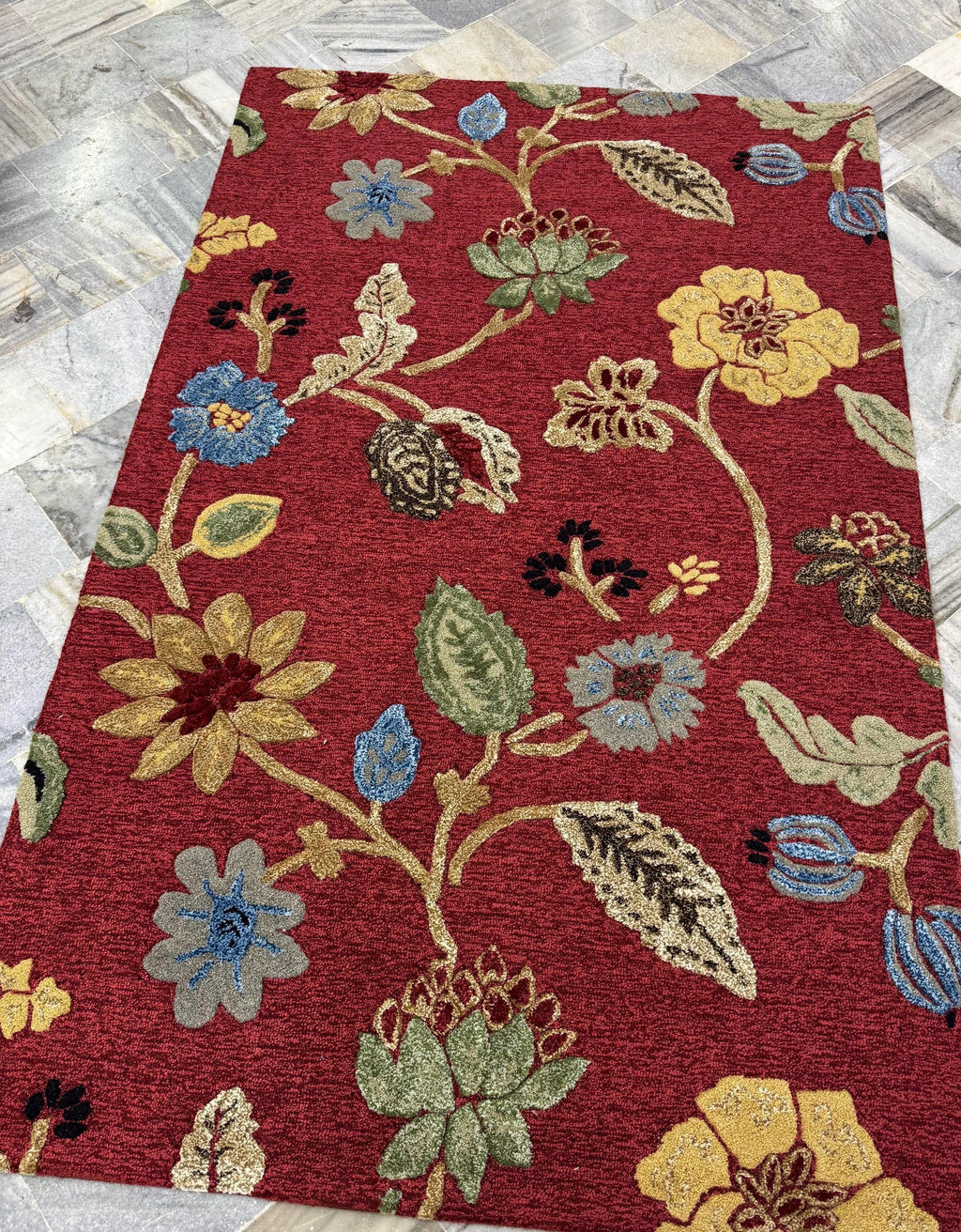 Vintage Floral Hand-Tufted Wool Rug – 5x8 Red Botanical Area Rug