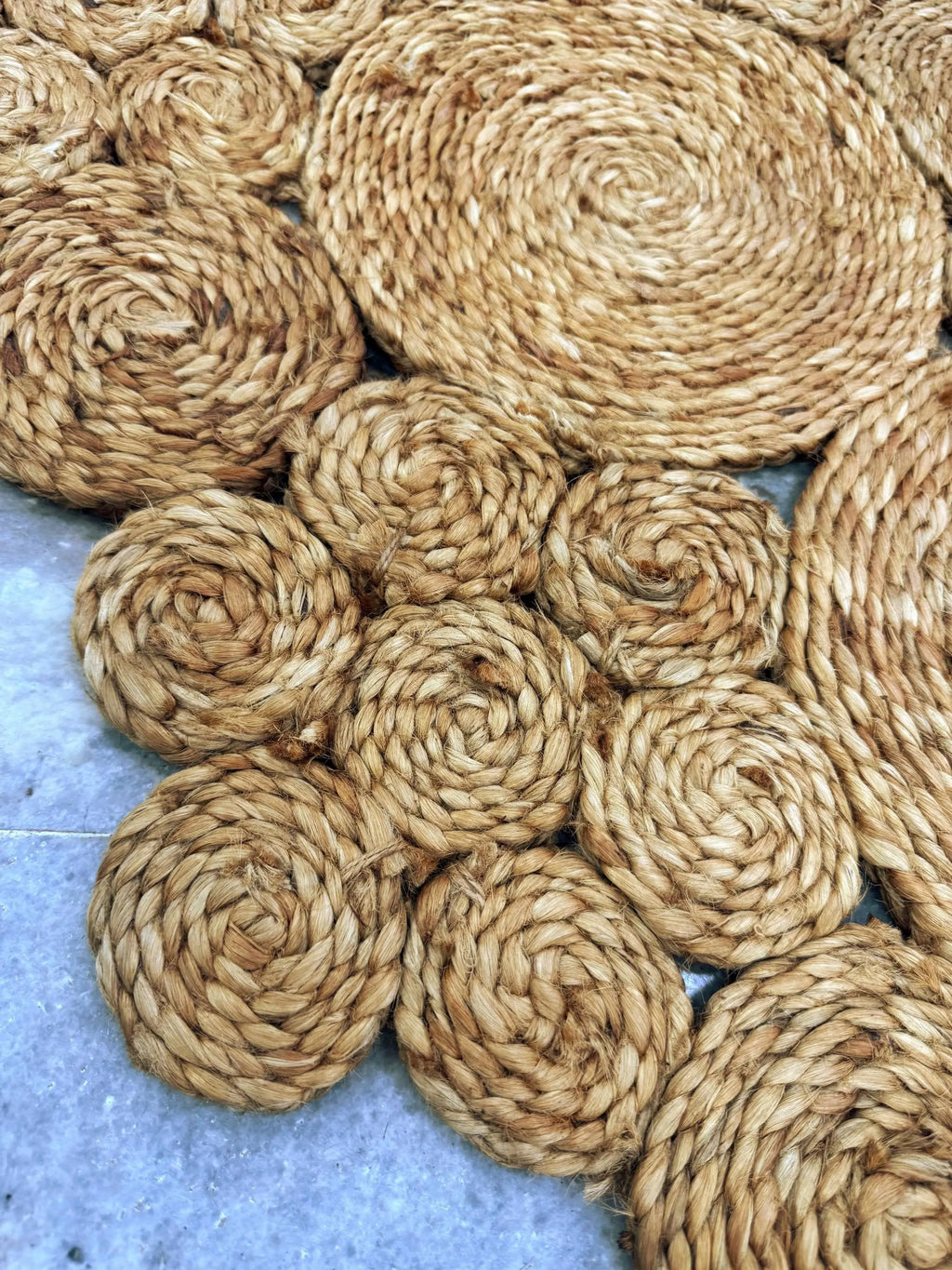 Hand-Stitched Jute 5.5x5.5 Round Rug, Minimalist Boho Decor