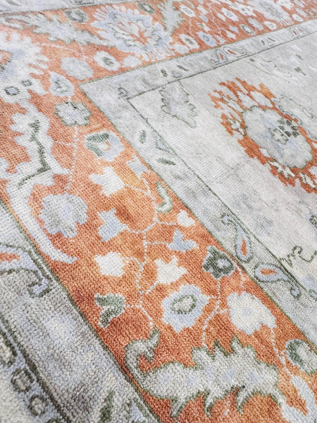 Hand-Knotted 8x10 Antique Oushak Wool Rug – Terracotta & Sage