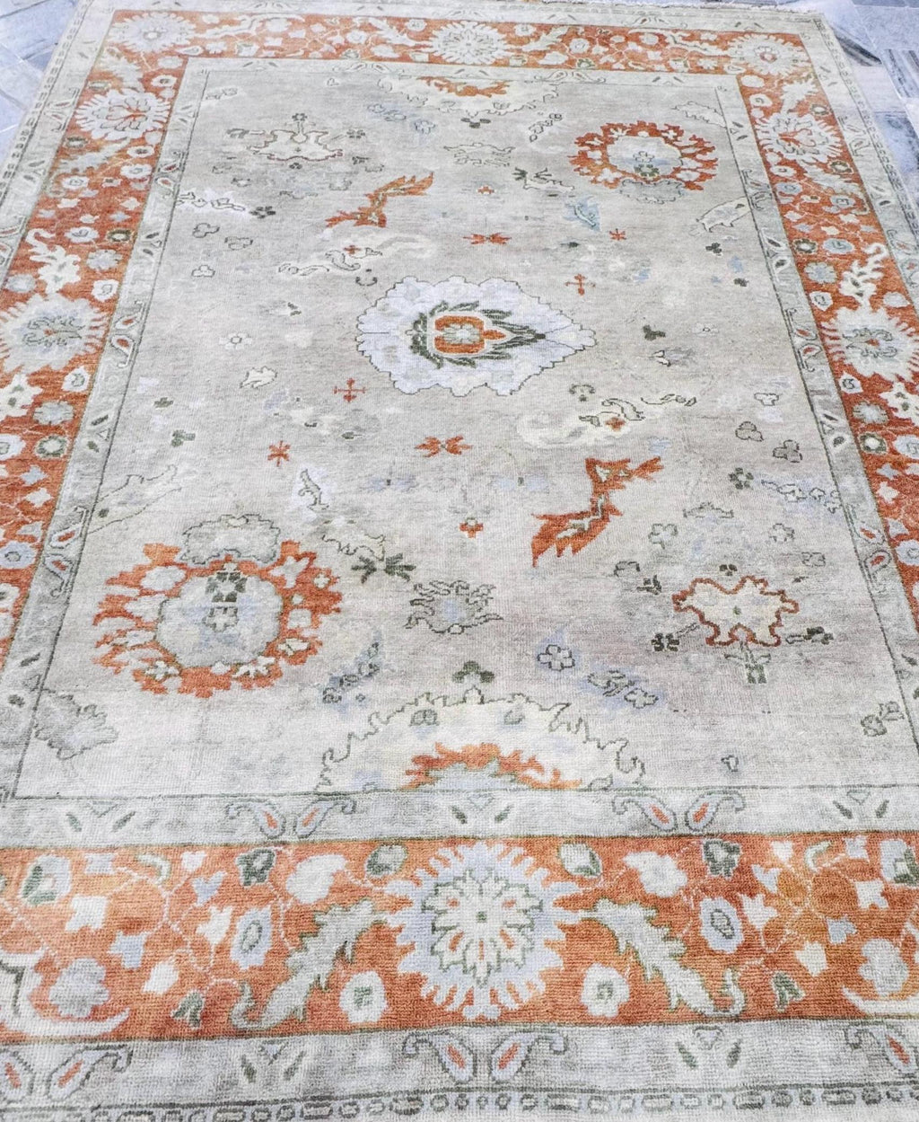Hand-Knotted 8x10 Antique Oushak Wool Rug – Terracotta & Sage