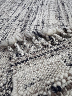 5x8 Handwoven Wool and Jute Area Rug, Neutral Gray, black & Cream Textured Floor Mat, Farmhouse Boho Kilim Style Tasseled Bedroom Living
