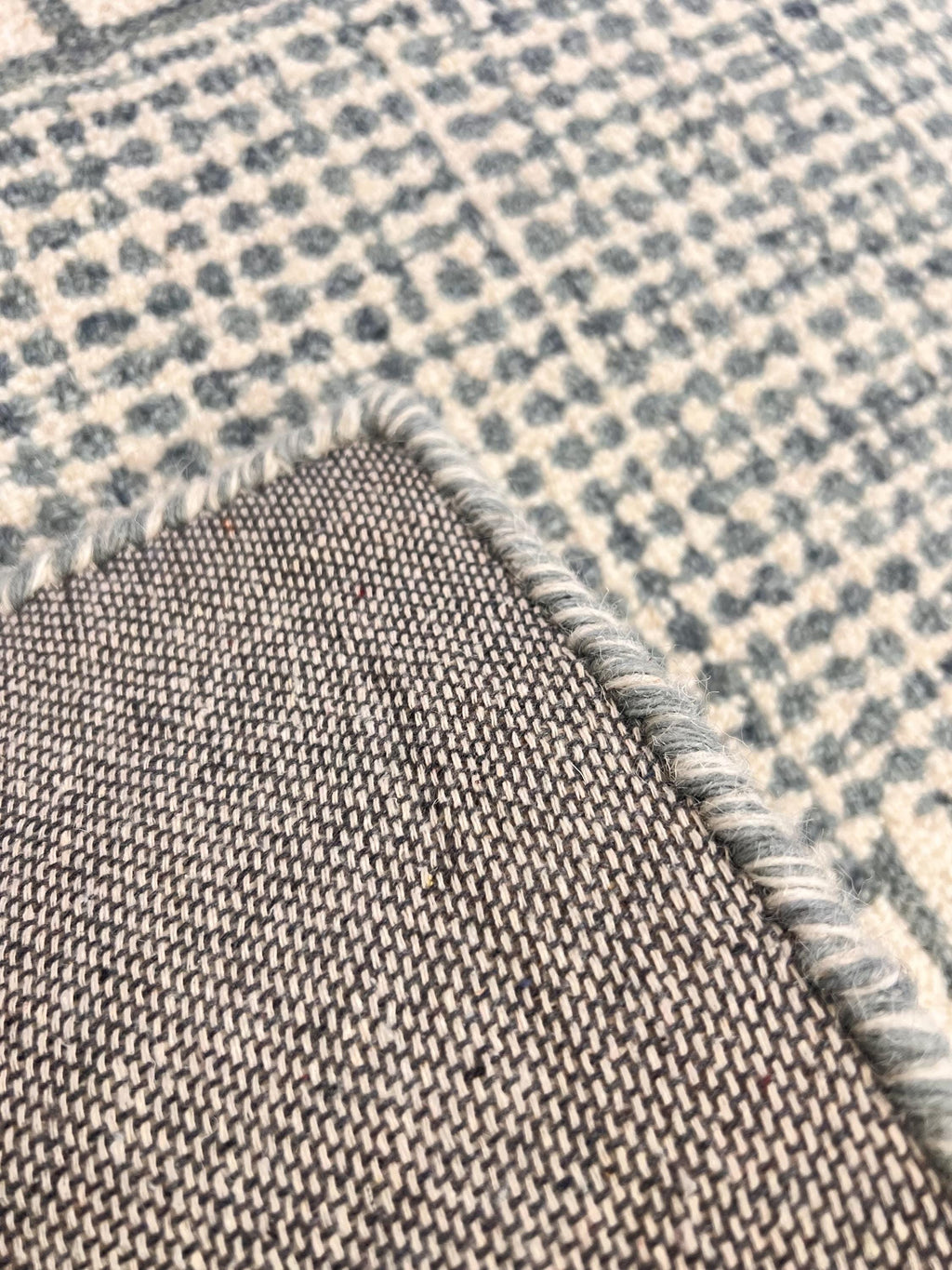 2x3 Hand Tufted Rug Slate Grey Geometric Loop Rug Modern Maze Pattern Small area rug Entryway Neutral Home Decor Doormat, Accent rug