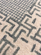 2x3 Hand Tufted Rug Slate Grey Geometric Loop Rug Modern Maze Pattern Small area rug Entryway Neutral Home Decor Doormat, Accent rug