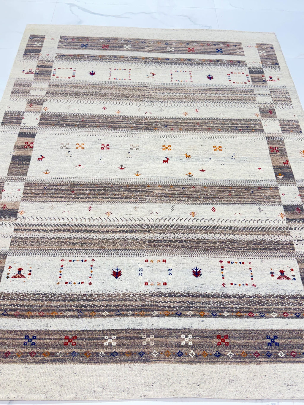 Handmade 6x8 Ivory Wool thick pile Gabbeh Rug