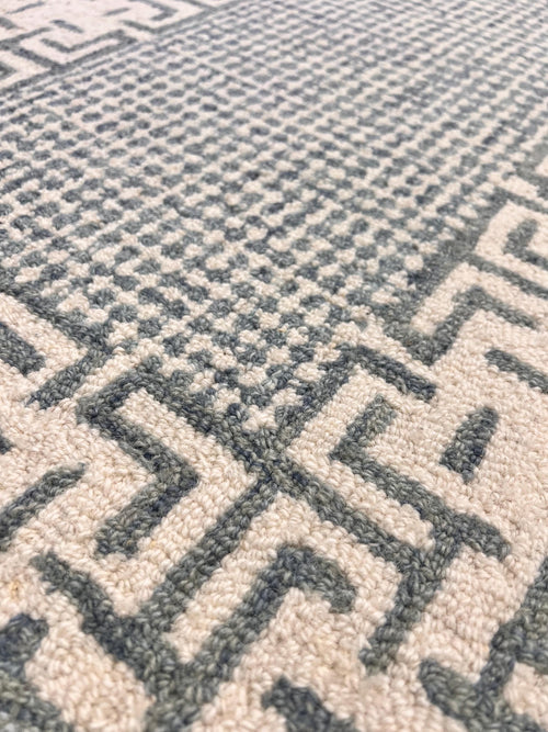 2x3 Hand Tufted Rug Slate Grey Geometric Loop Rug Modern Maze Pattern Small area rug Entryway Neutral Home Decor Doormat, Accent rug
