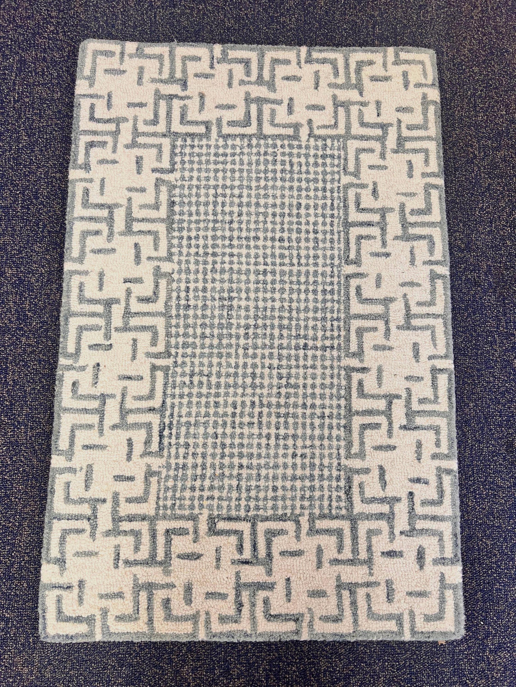 2x3 Hand Tufted Rug Slate Grey Geometric Loop Rug Modern Maze Pattern Small area rug Entryway Neutral Home Decor Doormat, Accent rug