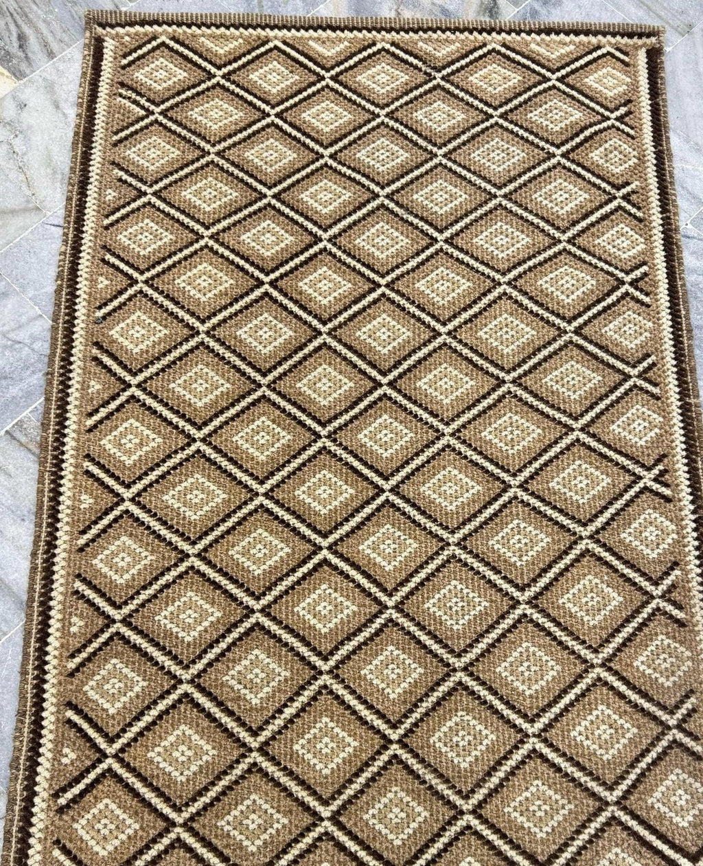 Handwoven Wool Jute Rug 3x5 brown & gray Diamond Geometric Area Rug