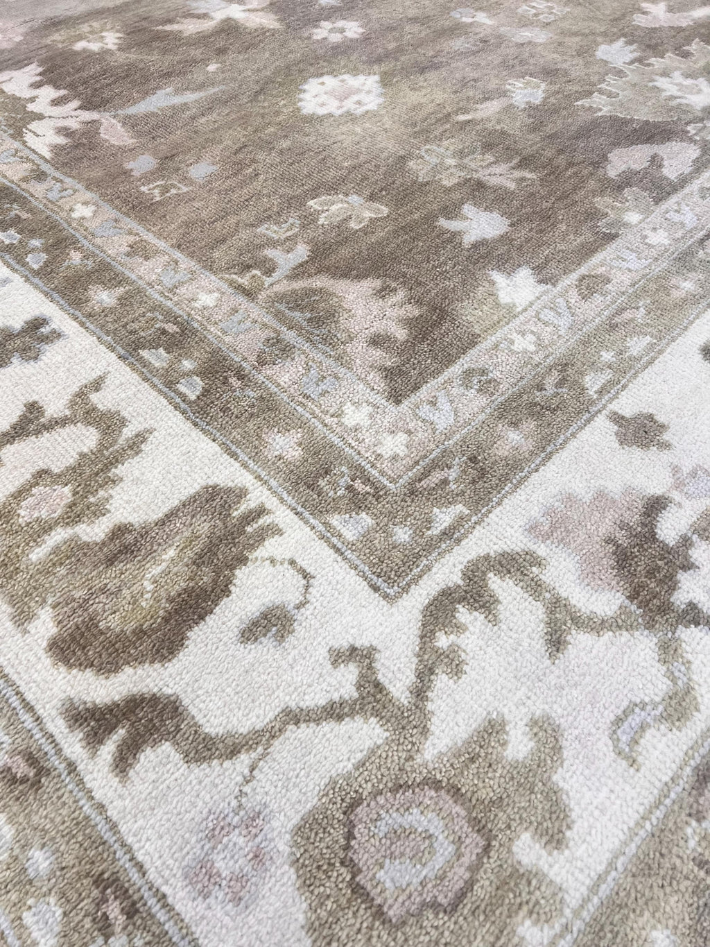 Authentic Hand-Knotted Oushak Wool Rug | Muted Earth Tones