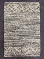 2x3 Hand-Tufted Gray Gradient Accent Rug | Modern Wool Blend Entryway Mat Textured Ombre Small Area Rug for Entryway, kitchen area, doormat