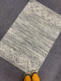 2x3 Hand-Tufted Gray Gradient Accent Rug | Modern Wool Blend Entryway Mat Textured Ombre Small Area Rug for Entryway, kitchen area, doormat