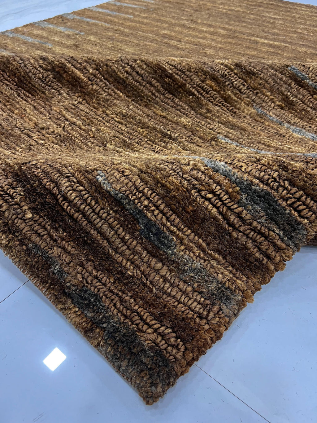 Natural Jute 6x8 Handwoven Area Rug, Textured Waffle Weave Brown with Gray accents