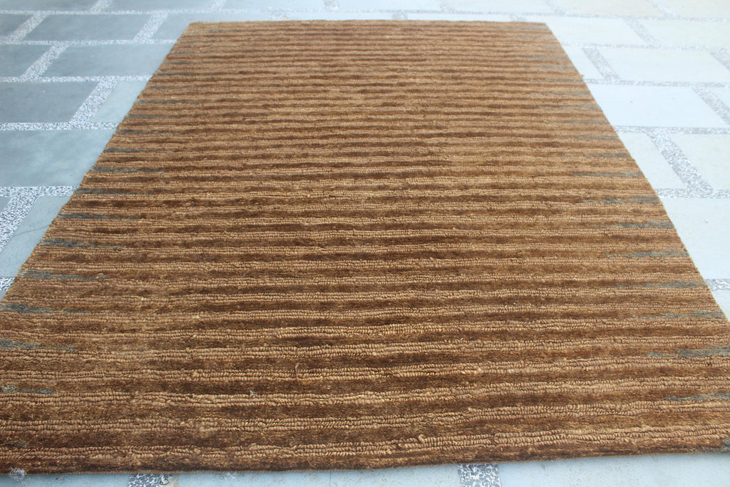 Natural Jute 6x8 Handwoven Area Rug, Textured Waffle Weave Brown with Gray accents