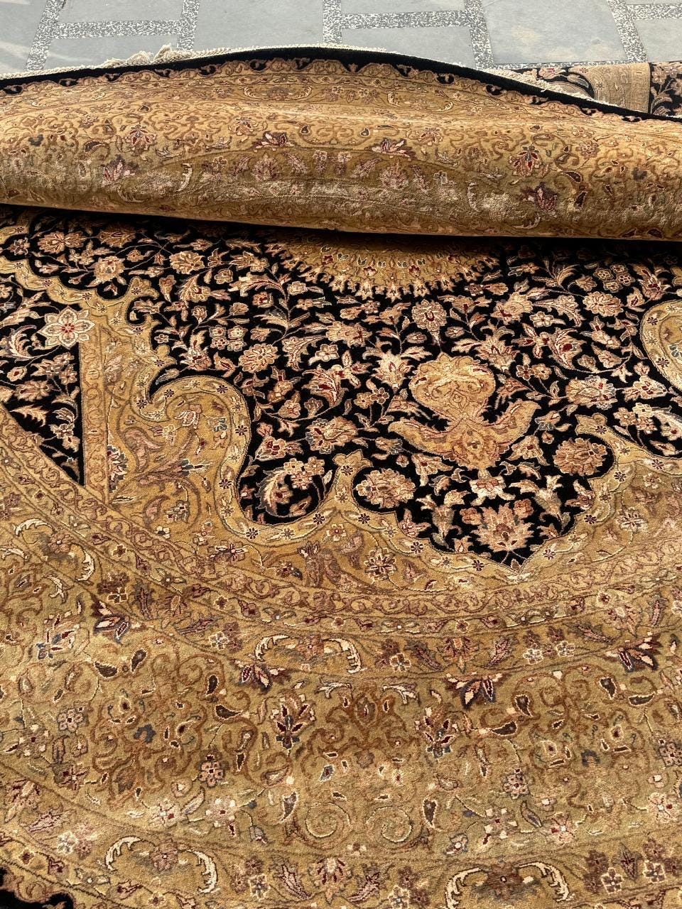 Luxury 10x10 Round Hand-Knotted Area Rug Premium Wool & Silk Black Gold Large Medallion Oriental Carpet High-End Living Room Decor