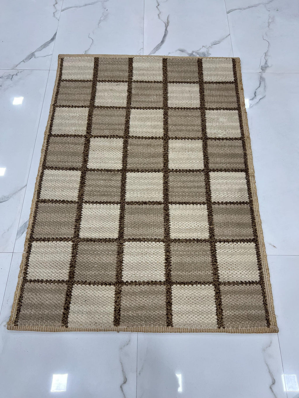 Handwoven Wool Jute Rug 4x6 brown & beige checkered Geometric Area Rug