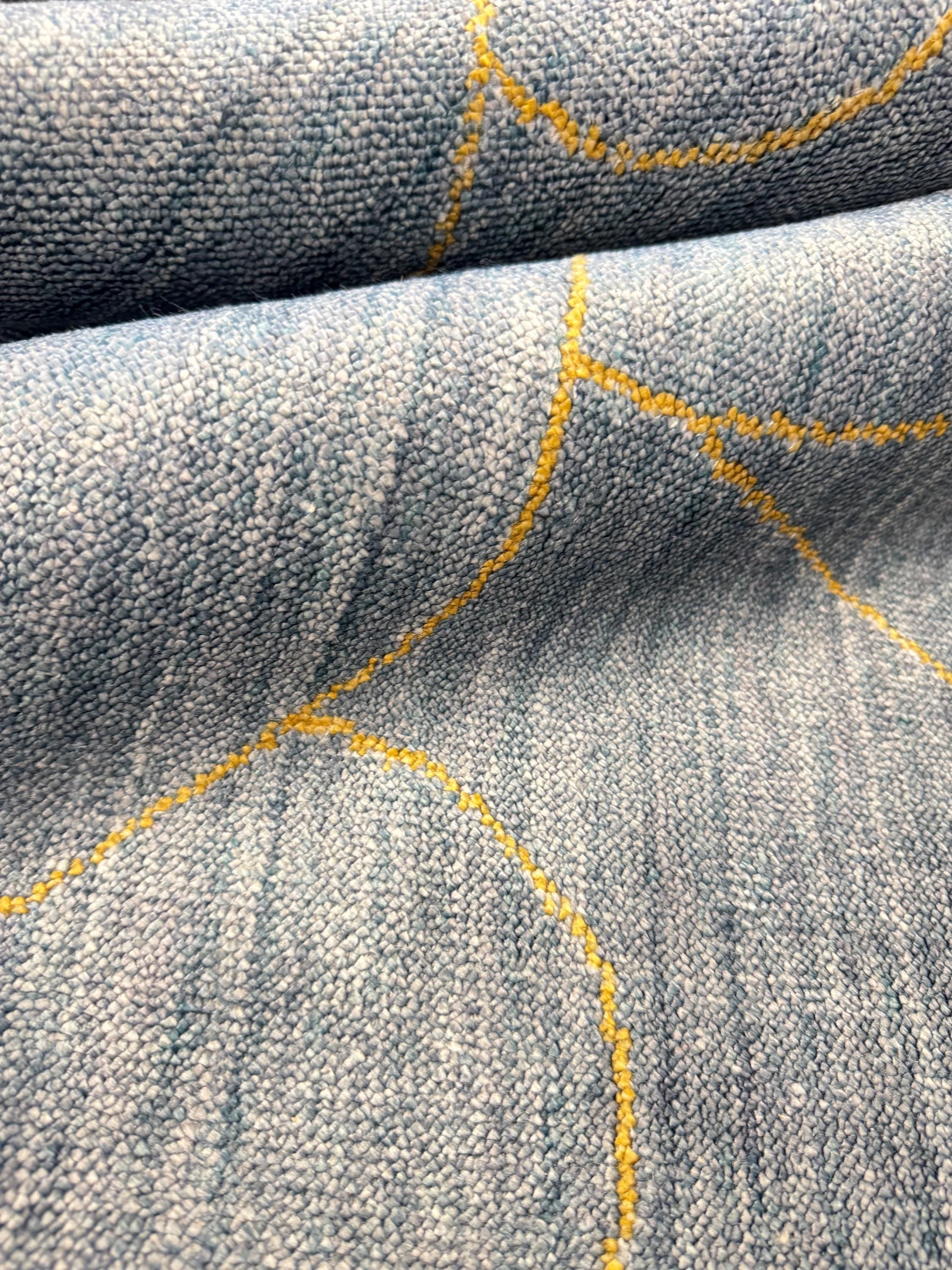 5x8 Ocean Blue Gold Wool Silk Rug - Hanmade Mermaid Scale Area Rug - Dual-Tone Shimmer Rug - Modern 5x8 Living Room Rug - Hand Woven Carpet