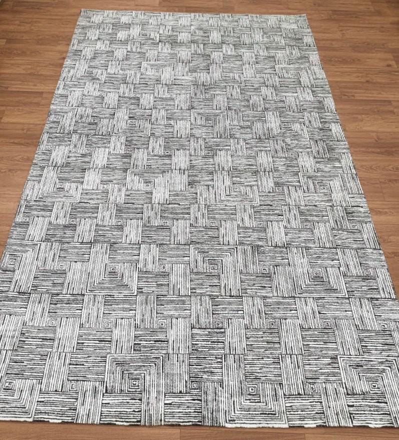 Modern Hand-Knotted Wool Rug - 6x9 (5'10" x 8'10") Geometric Maze Design Black and White Textured Area Rug Contemporary Neutral Home Decor
