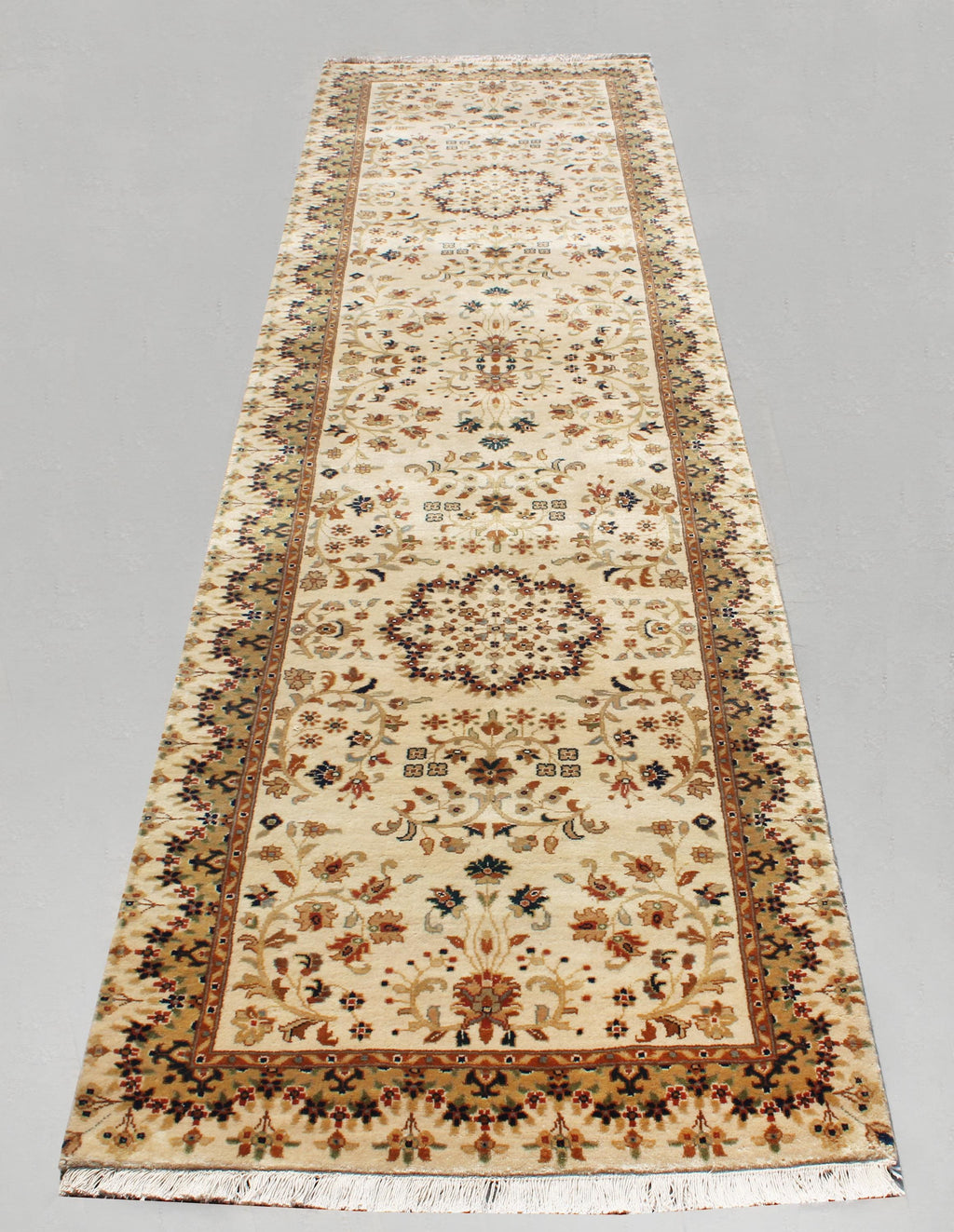 Luxurious Hand-Knotted 10 ft Wool Traditional Vintage Aesthetic Long Runner Rug for Entryway, hallway or Stairs