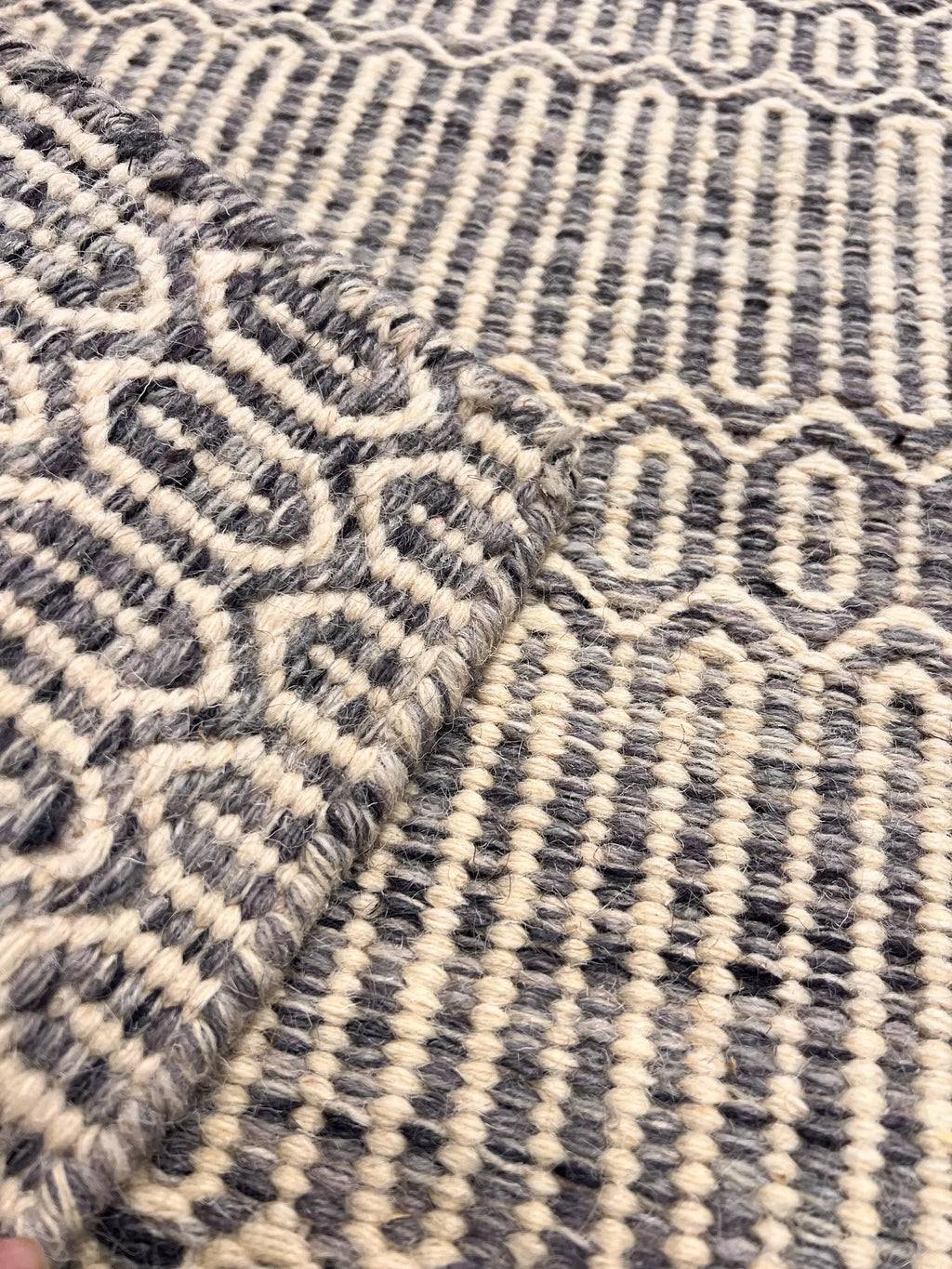 Diamond Geometric Wool Jute Rug - Neutral Grey/Ivory Flatweave Area Rug - Durable Entryway & Kitchen