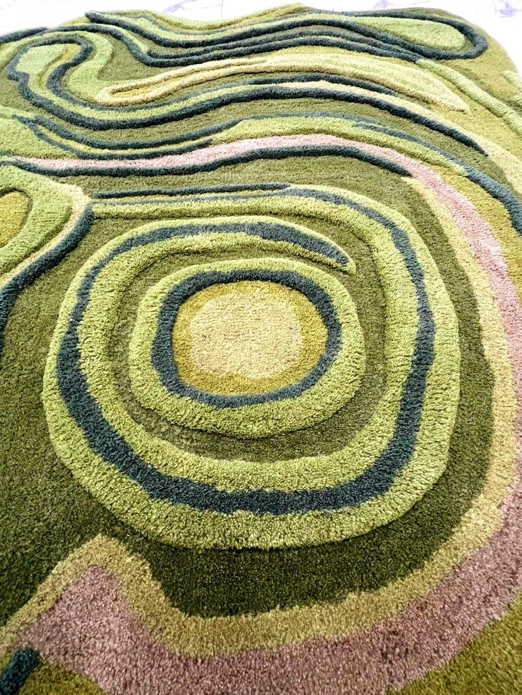 Hand Tufted Abstract Contour Wool Area Rug