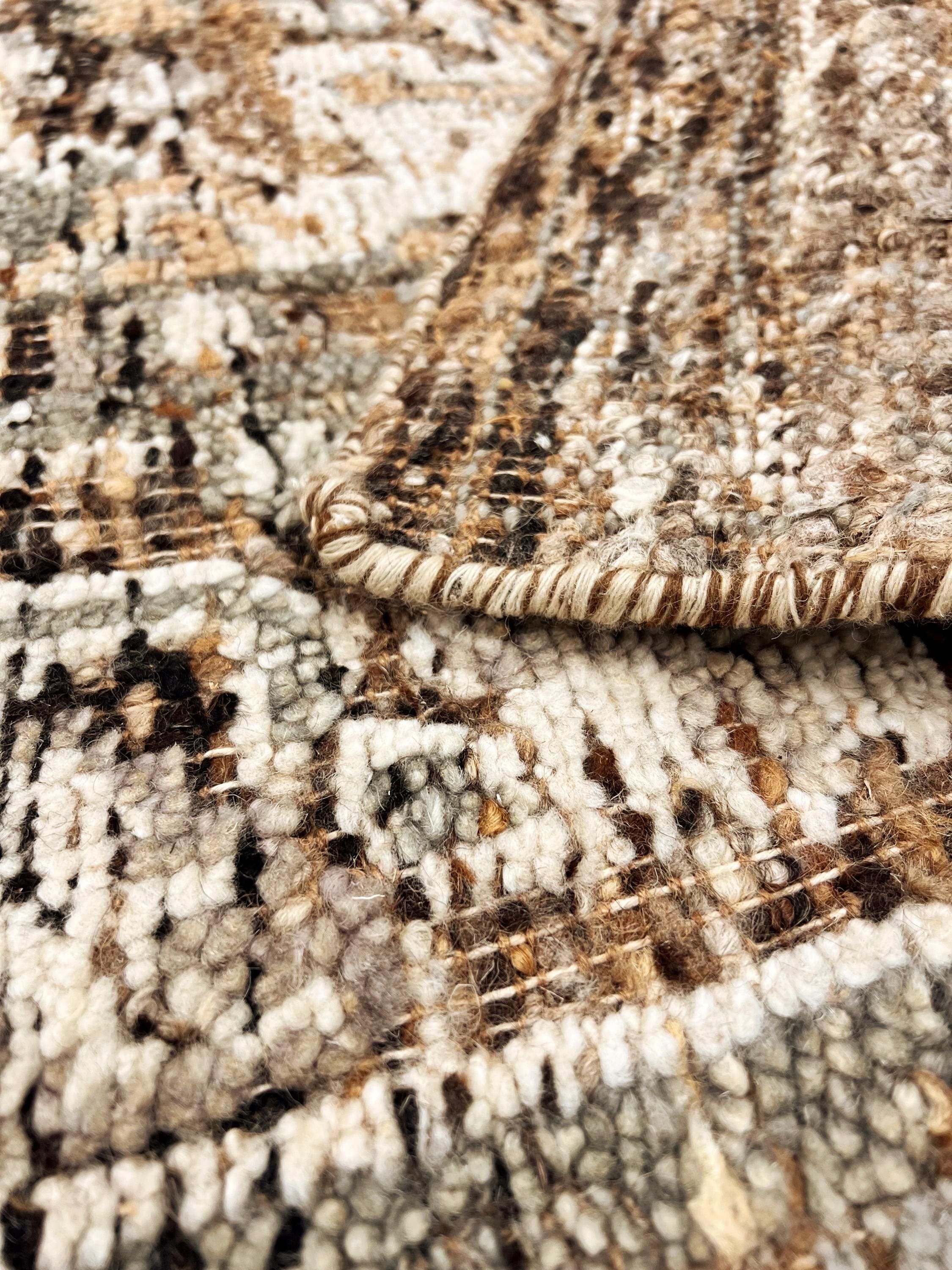 8x10 Hand-Knotted Textured High-Low medallion Style Wool & Jute Rug